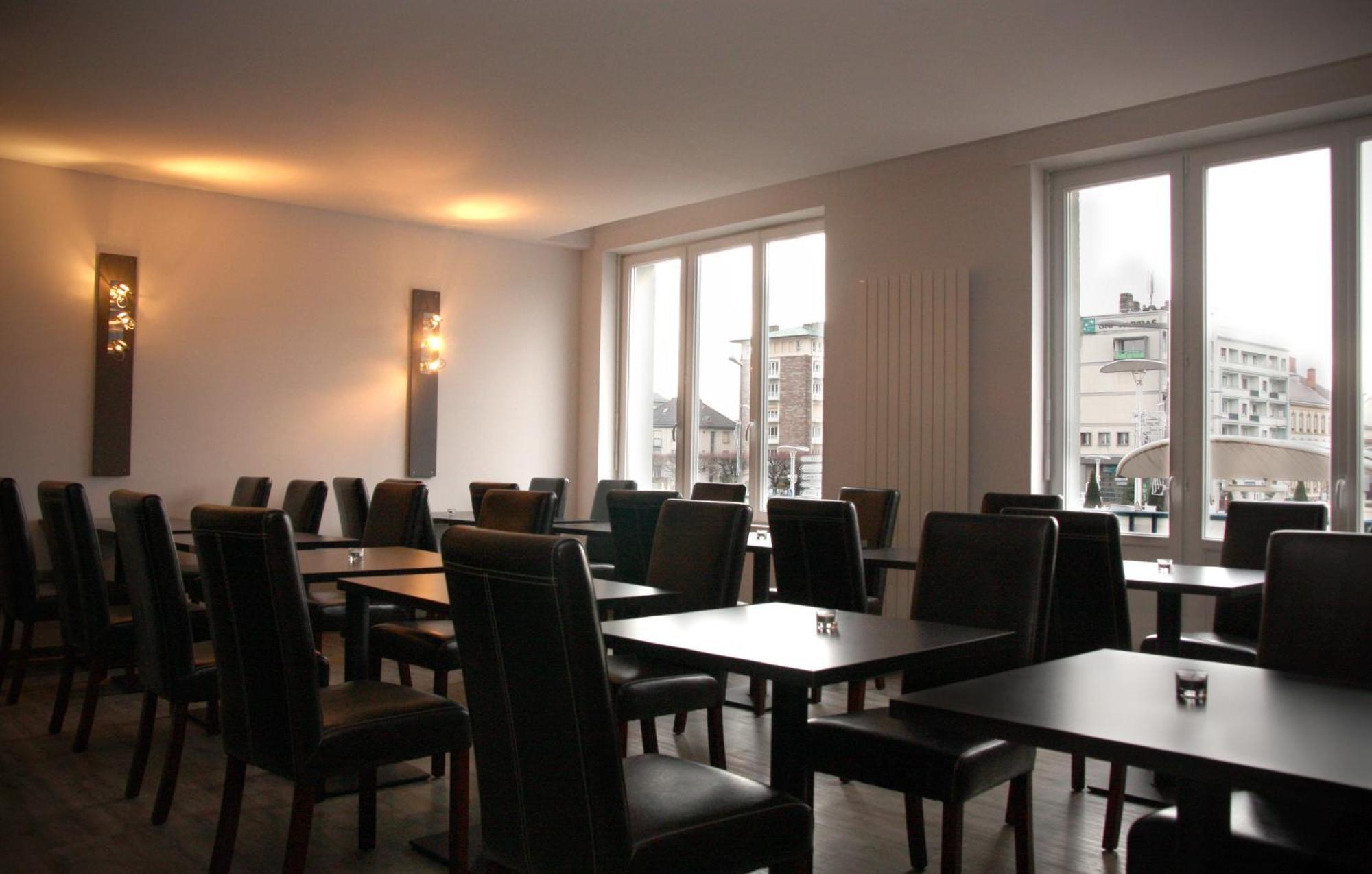 Hotel Bar Le Globe Saint-Die-des-Vosges Eksteriør billede